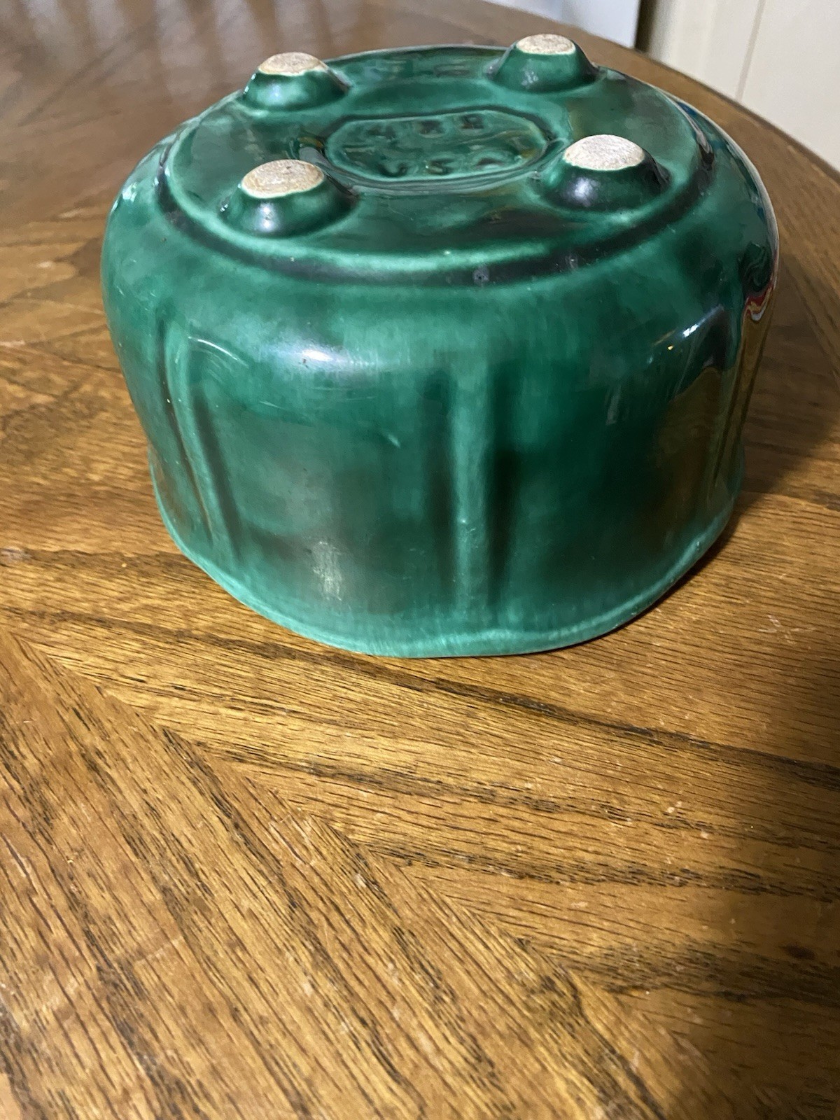 Vintage Hull Pottery Green Scalloped Planter W Ribbed Exterior #488 7” USA