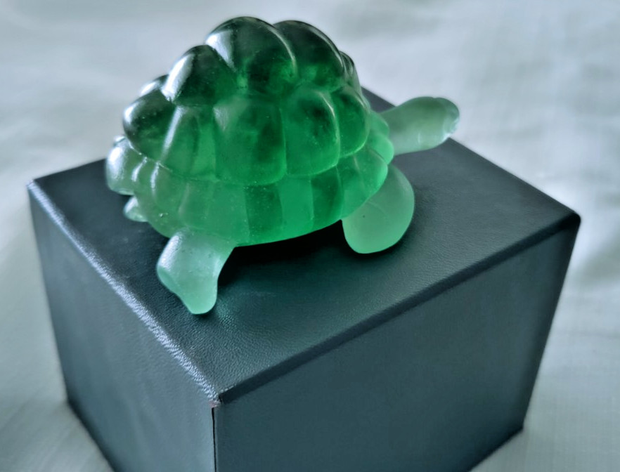DAUM France Pate de Verre Green Tortoise