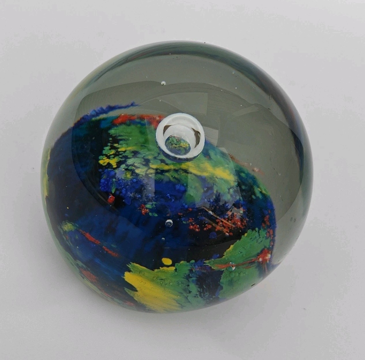 Vtg Paperweight Glass Ocean Blue Green Yellow Red 2.75″X3″