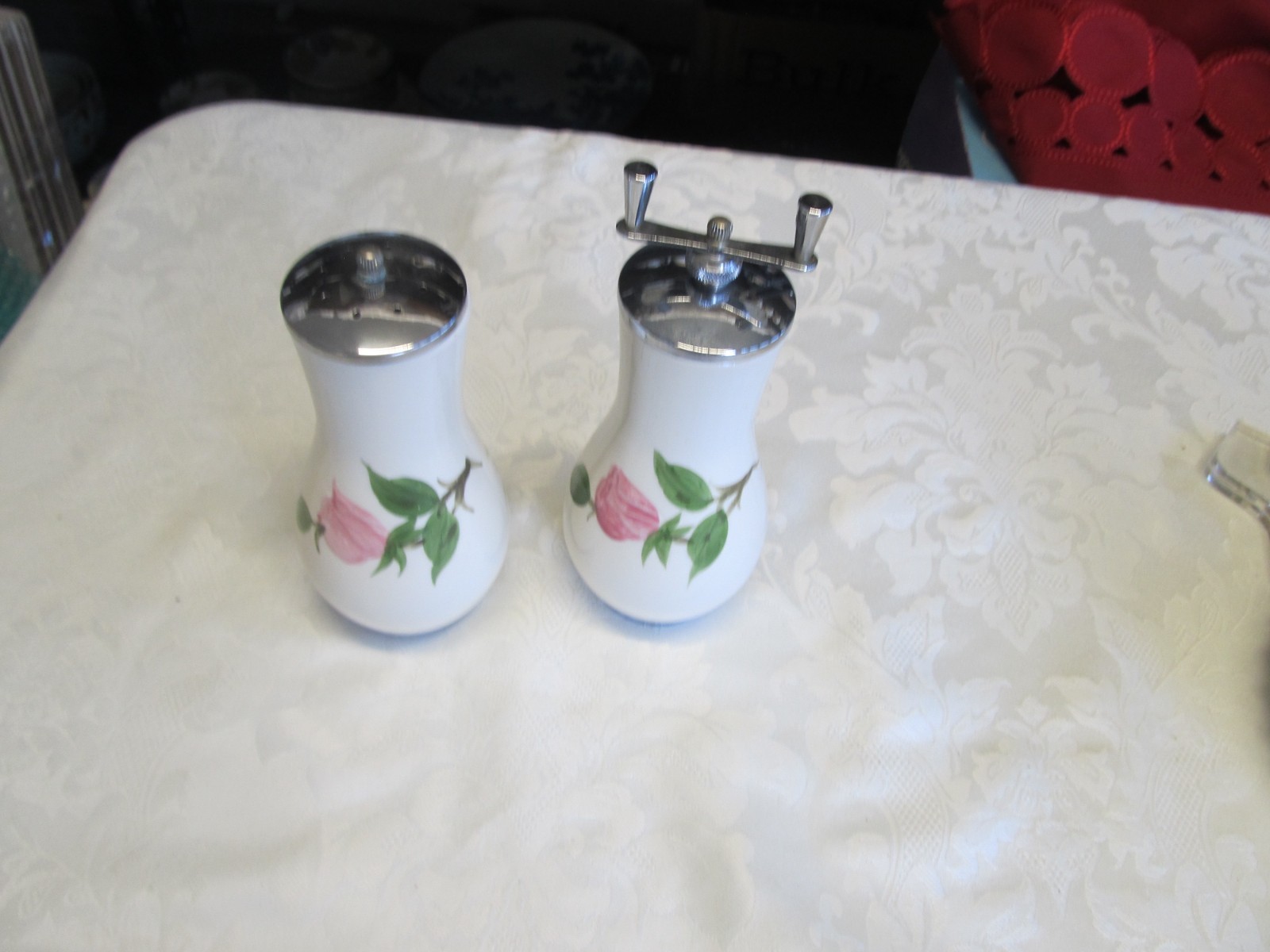 Franciscan DESERT ROSE Bulbous Salt Shaker and Pepper Grinder Set