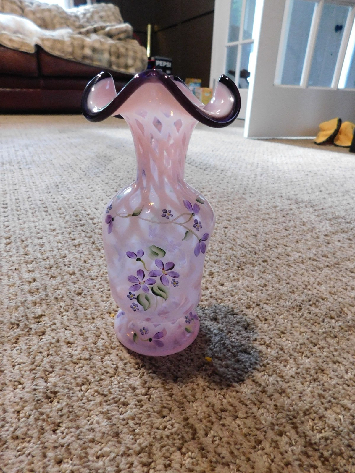Old Hand Painted Kelly Pickenpurgh Fenton Floral Design 7 3/8″ Vase