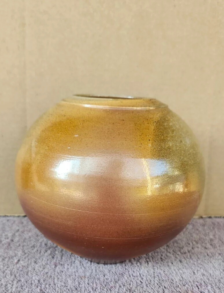 Handmade Pottery Round Vase Vessel Burnished Finish Embossed Mark 6″ x 6.5″