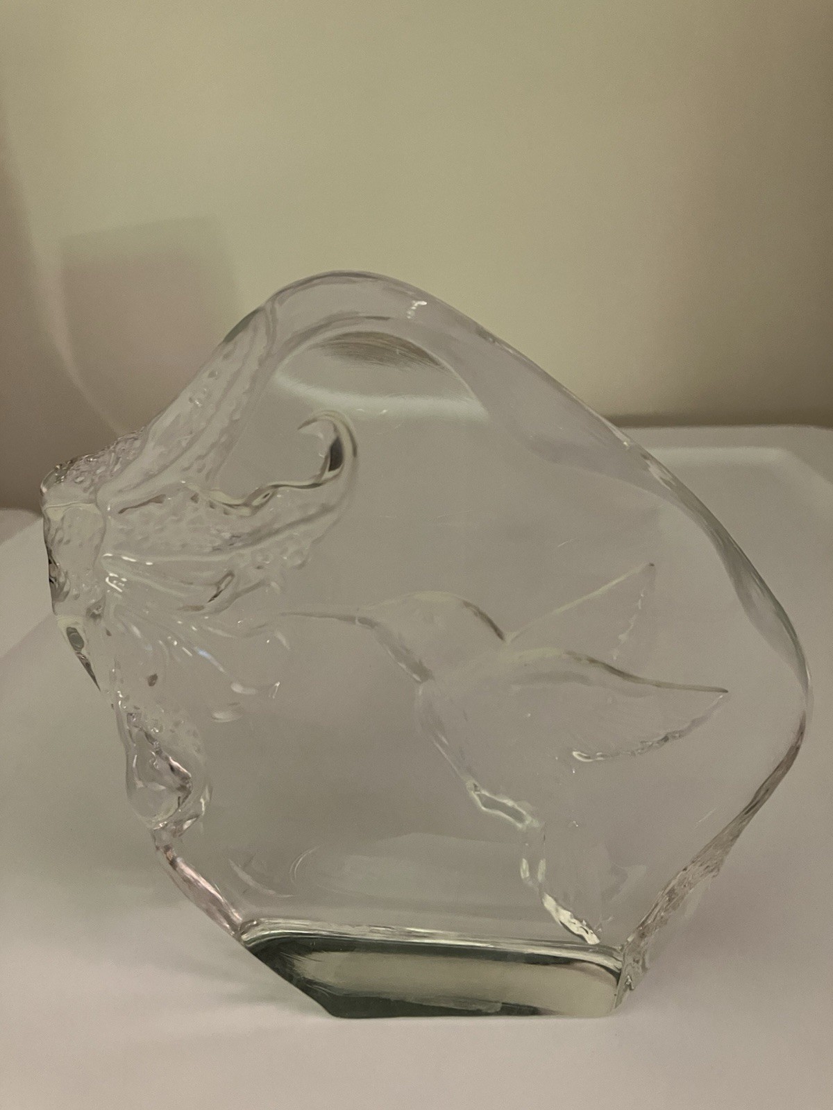 Etched Crystal Feeding Hummingbird and Flower Paperweight Decor