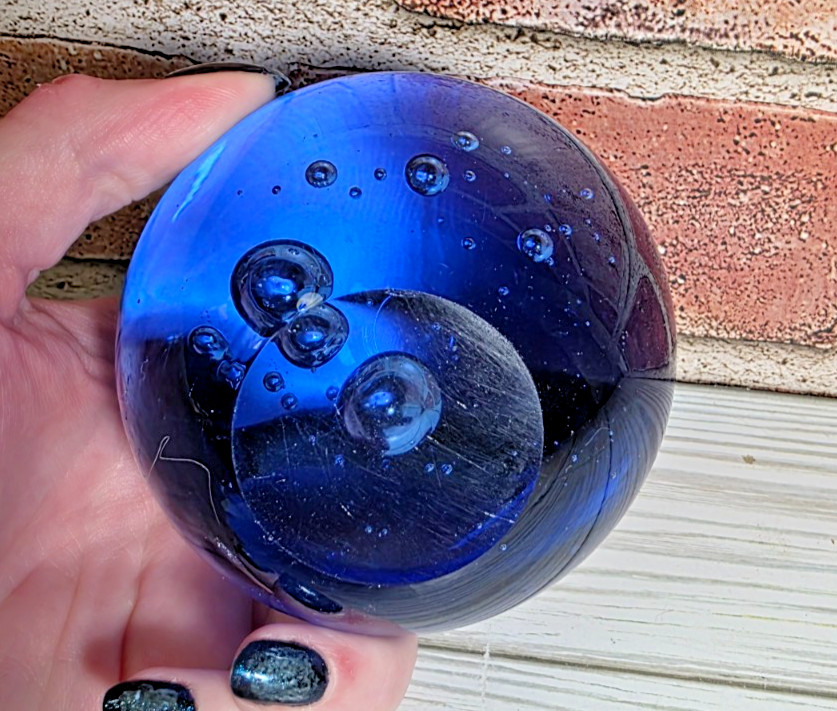 Blue Art Glass Controlled Bubbles Paperweight Orb Heavy Scrying Ball 3.25″