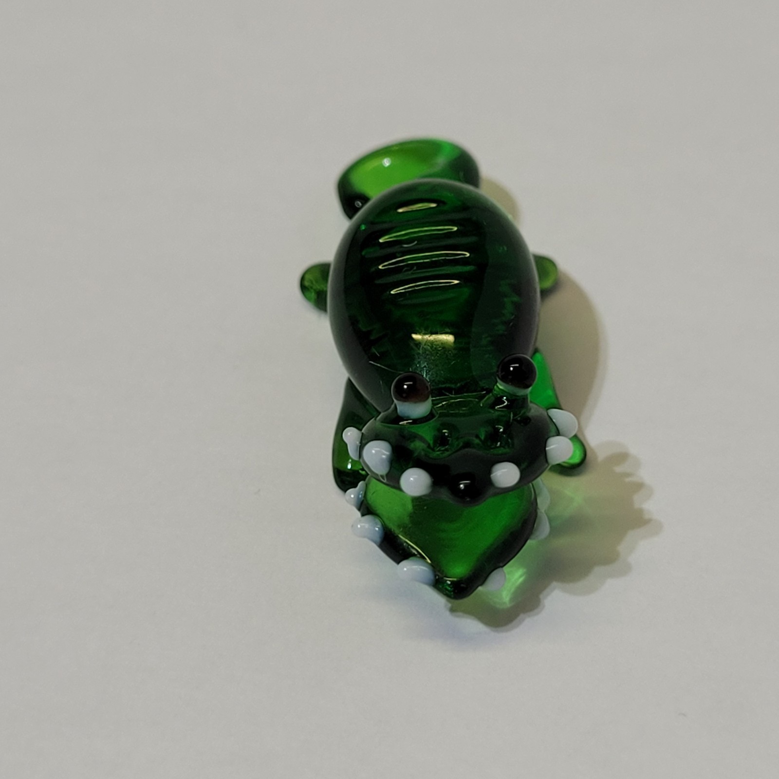 Art Glass Alligator Figurine Mini 2cm Green White Hand Blown