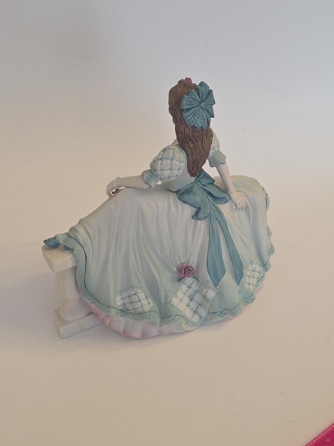 Vintage 1994 Coalport Porcelain Figurine Age Of Elegance On The Balcony