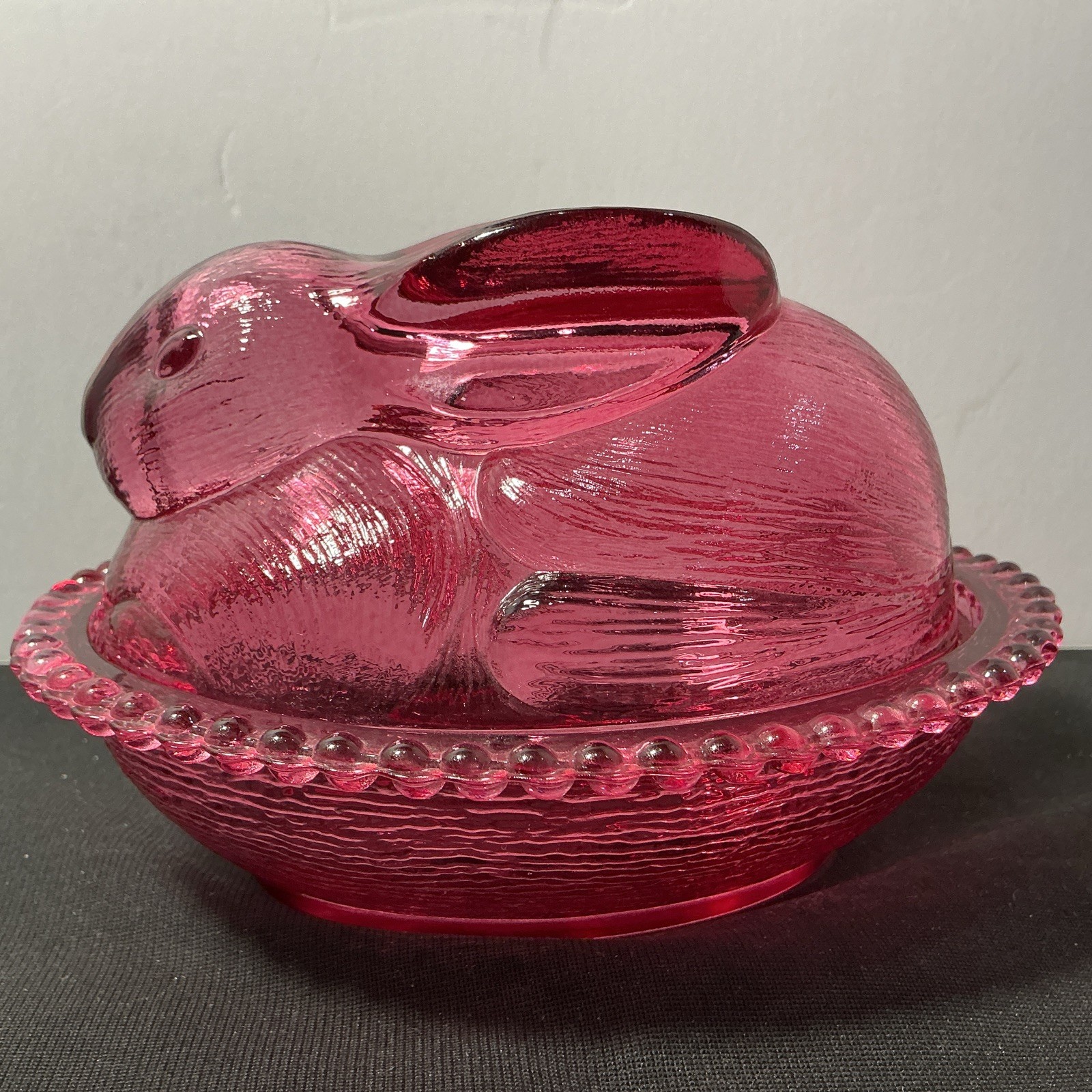 Vintage Cranberry Bunny On Nest Indiana Glass 7”