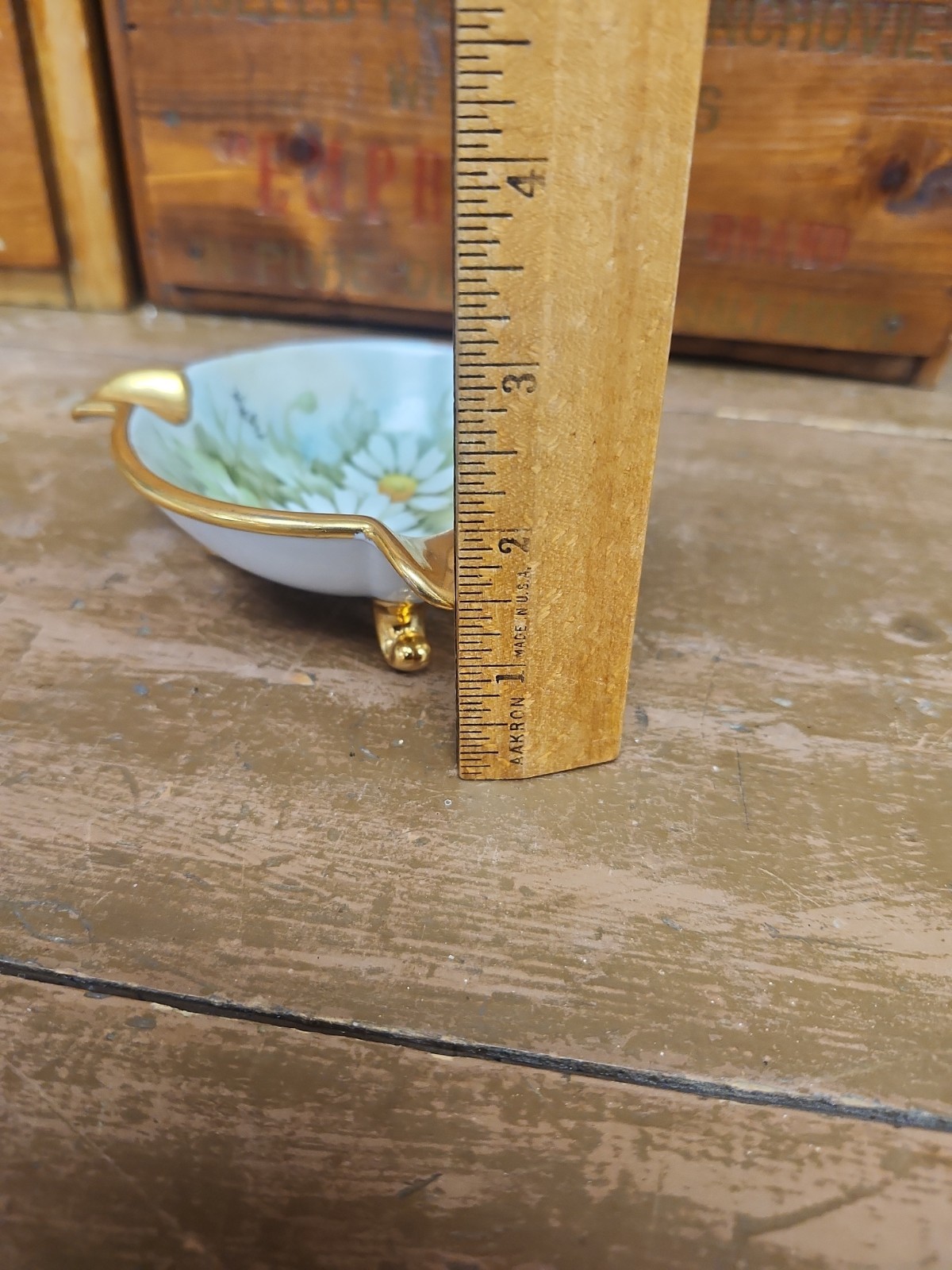 Vintage Dairy Floral Gold Gilding Porcelain Hand-Painted Ashtray Artist Peg Nye
