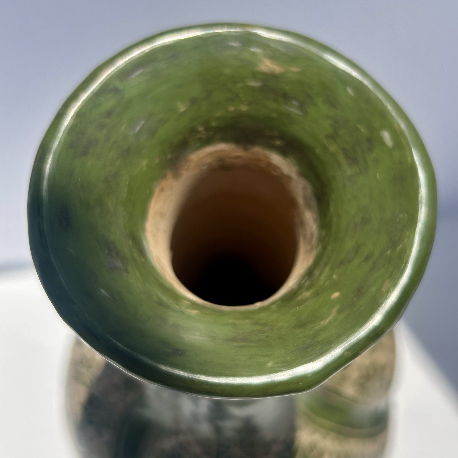 Hand Carved Nicaraguan Folk Art Pottery Vase Twisted Double Gourd 16.5” Signed