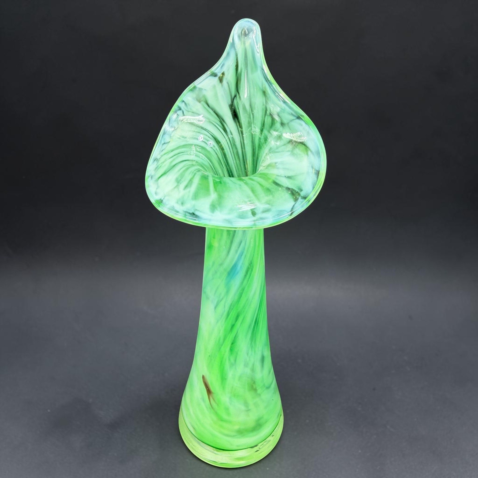 Smiths Old Timers Green Handblown Glass Jack In The Pulpit Vase 8Inch Slag Glass