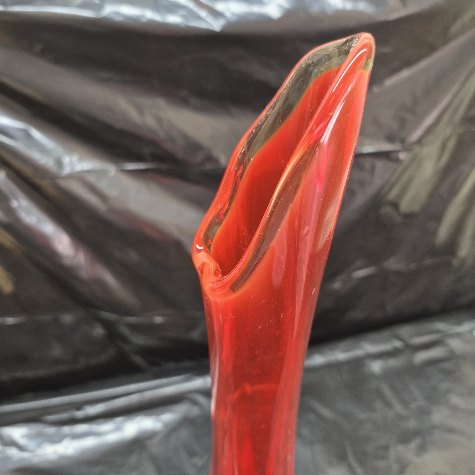 Vintage MCM LE Smith 19.75” Orange Red Yellow 6 Petal Swung Vase
