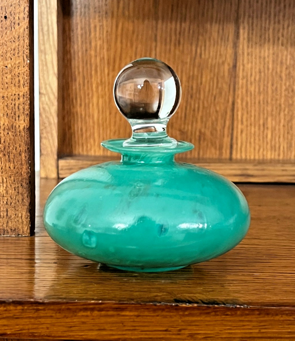 Vintage Green Hand Blown Art Glass Stoppered Bottle MCM Italian Style 4.5″