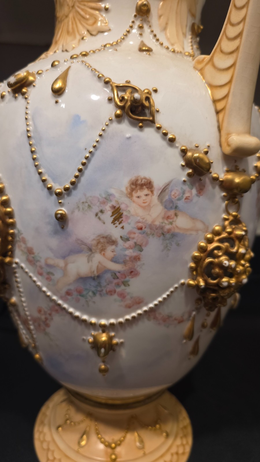 KTK Lotus Ware IONIAN VASE Knowles Taylor Filigreed medallions BEADED chain