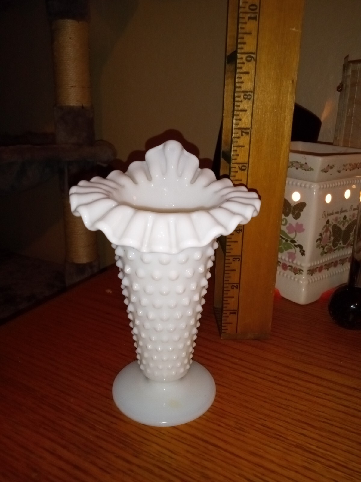 Fenton Milk Glass Hobnail Vase 6 1/2 Inches Tall No Chips Or Cracks