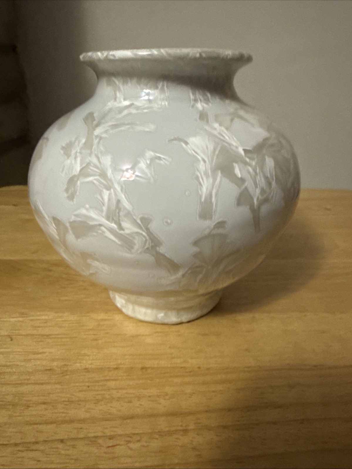 Vintage Dover Pottery Seagrove North Carolina White Crystalline Glaze Vase 1993