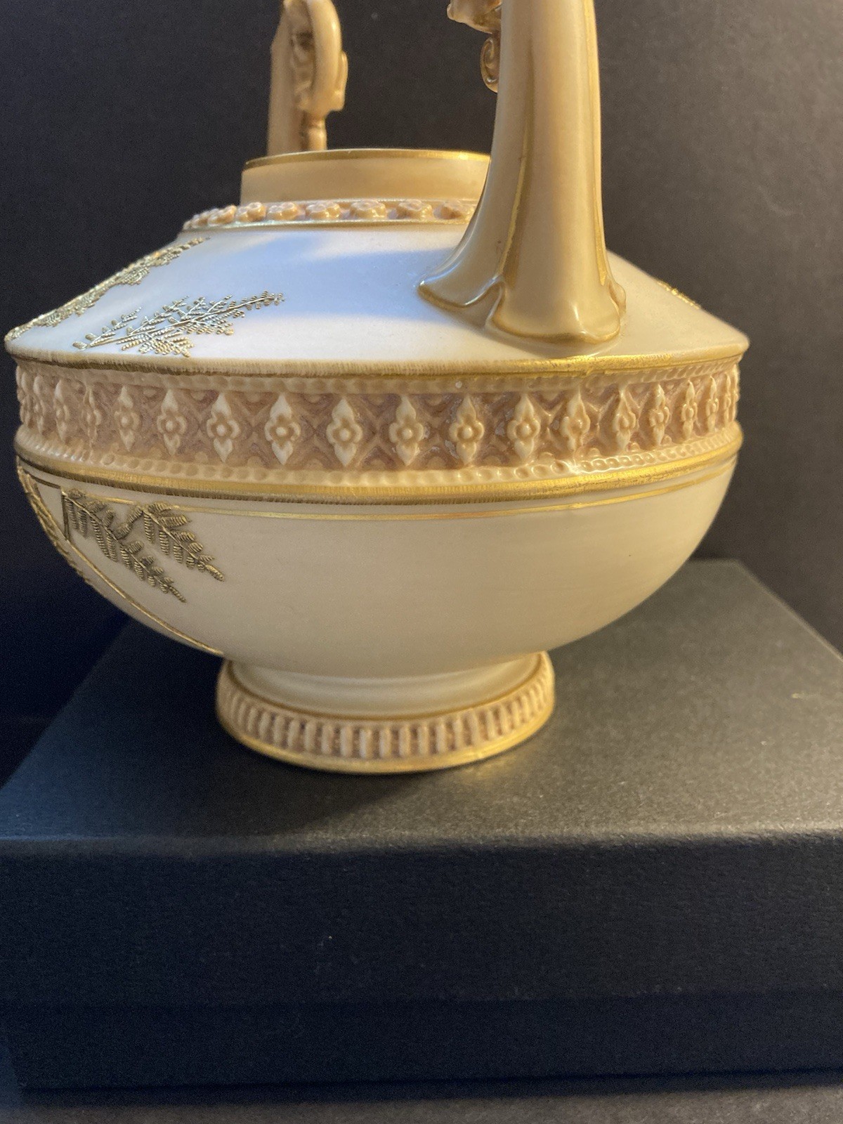 Antique Royal Worcester Urn Blush Ivory Porcelain 1256 Vase 1890s. No Lid.