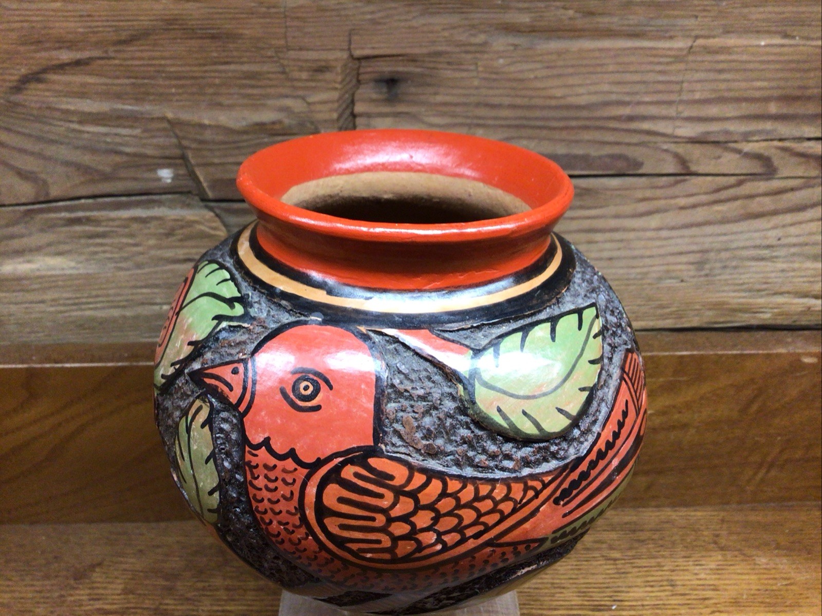 Art Pottery Nicaraguan Incised Handmade Birds & Flowers Hand Carved, Excellent!