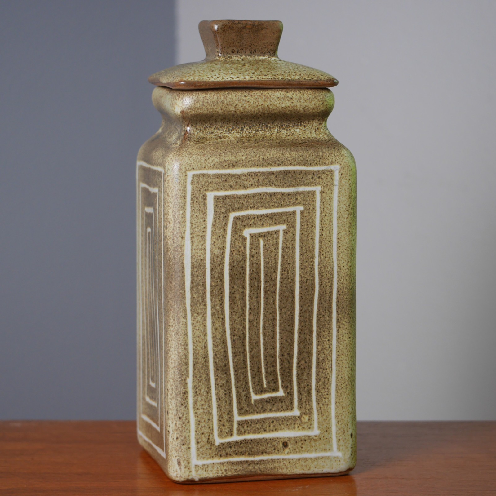 Harding Black 1953 Lidded Canister Square Ginger Jar Texas Pottery 13 1/4″ high