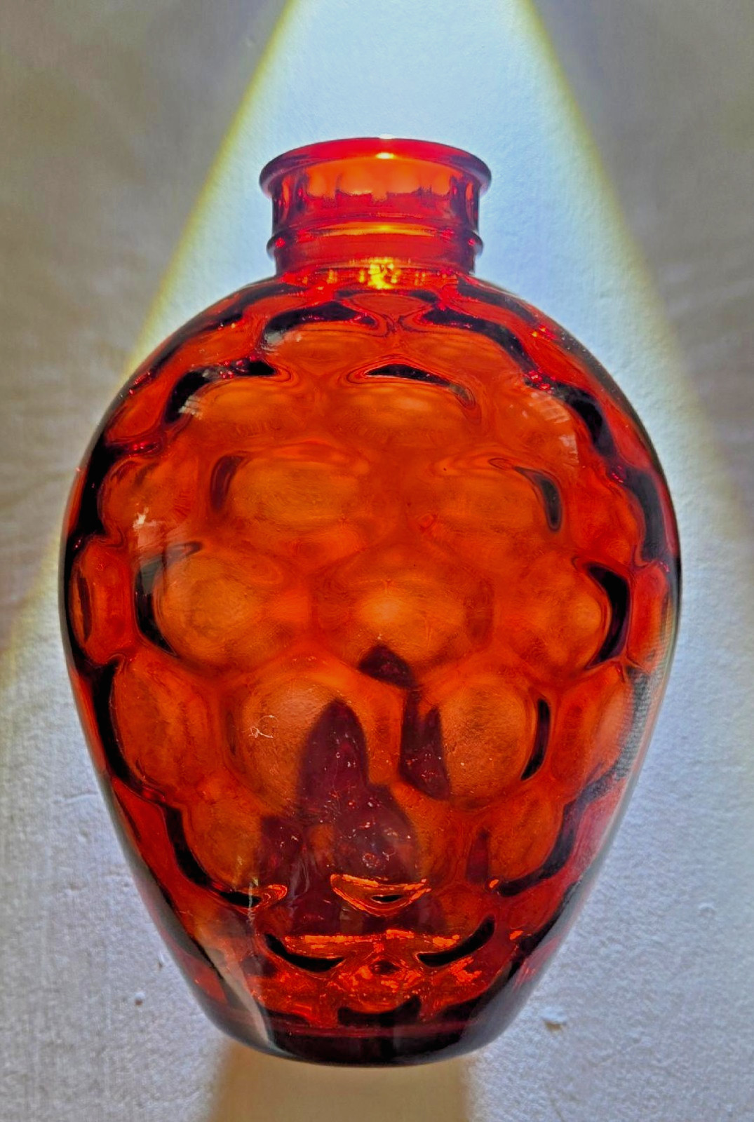 VTG. WHEATON GLASS Ruby Red Honeycomb Reverse Optic Decanter/Vase MCM 8.5″