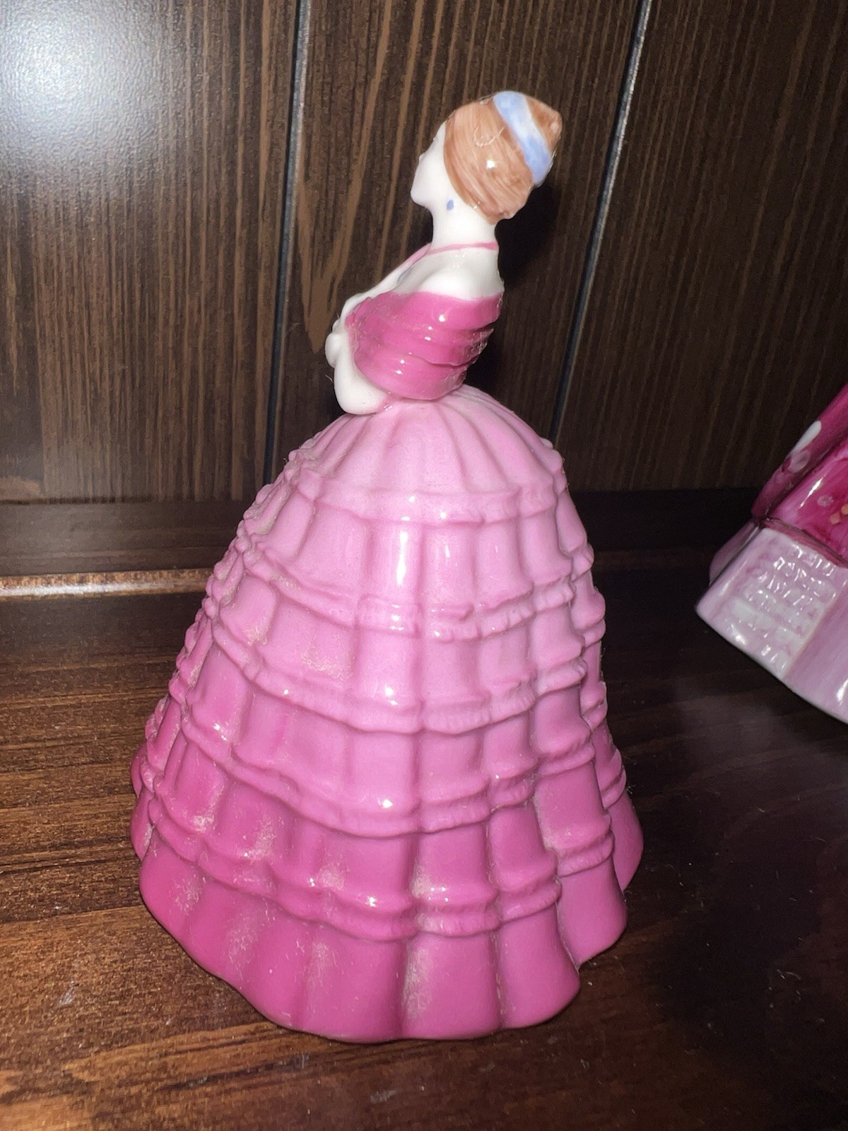 Coalport Figurines Miniature Figurine, Wintertime