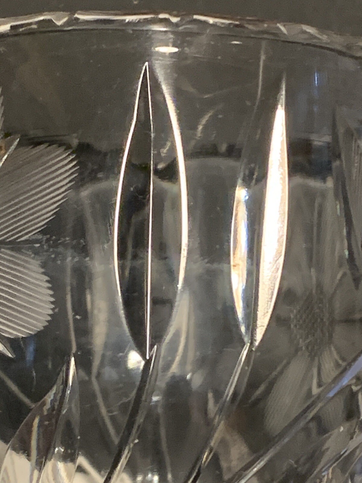Antique American Brilliant Cut Glass Daisy Corset Hourglass Vase 6″