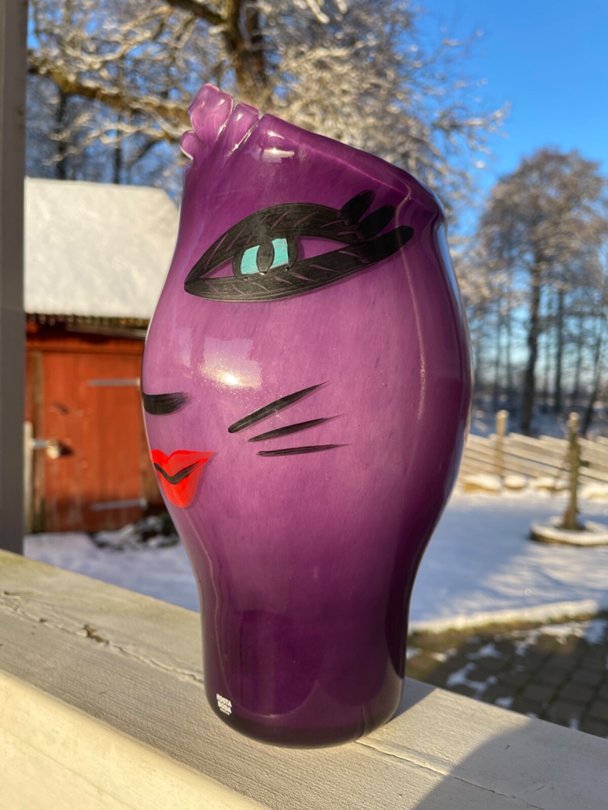 Kosta boda@Open minds@Ulrica Hydman Vallien@purple vase 26cm high@