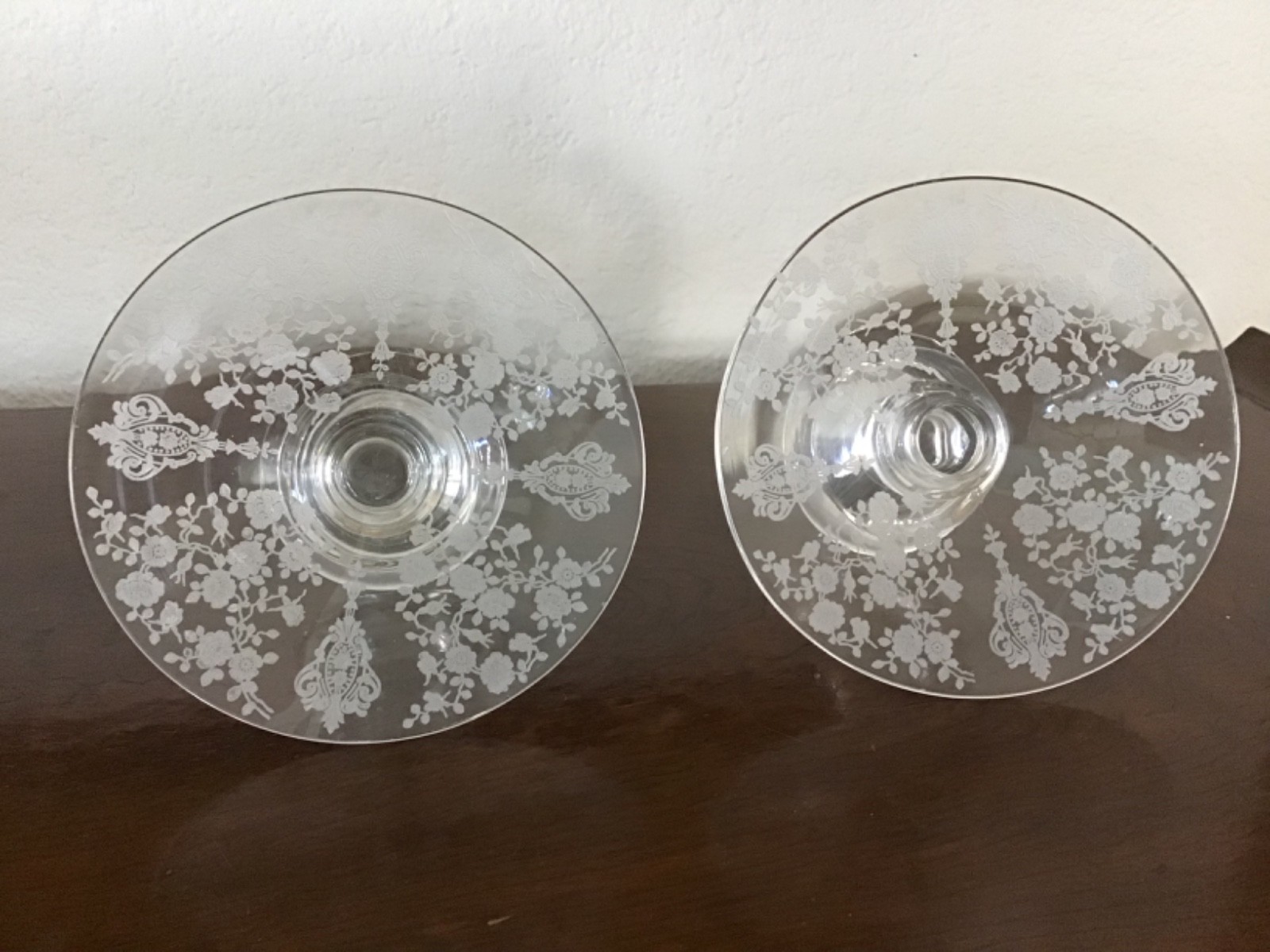 CAMBRIDGE ROSE POINT PAIR OF CANDLESTICKS, CLEAR GLASS
