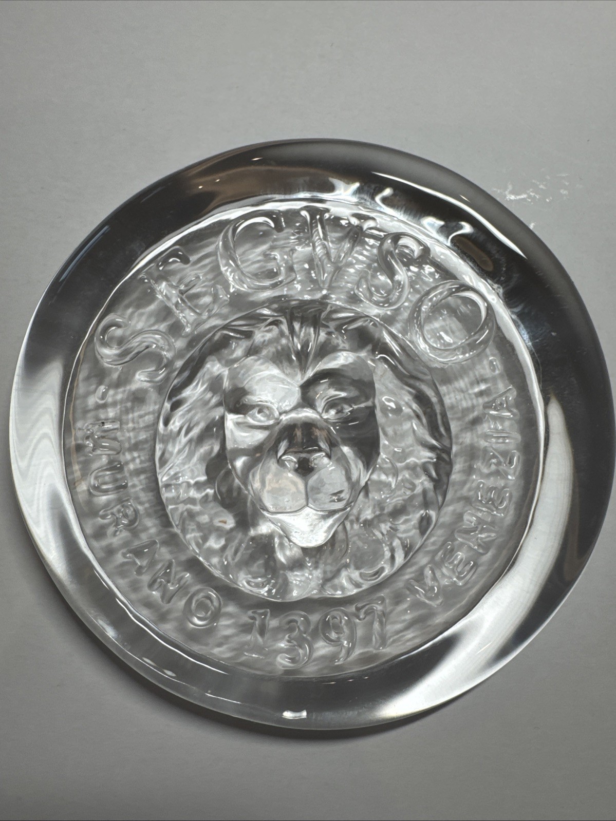Seguso Vetri d’Arte Murano Clear Cast Glass Lion Paperweight / Seal