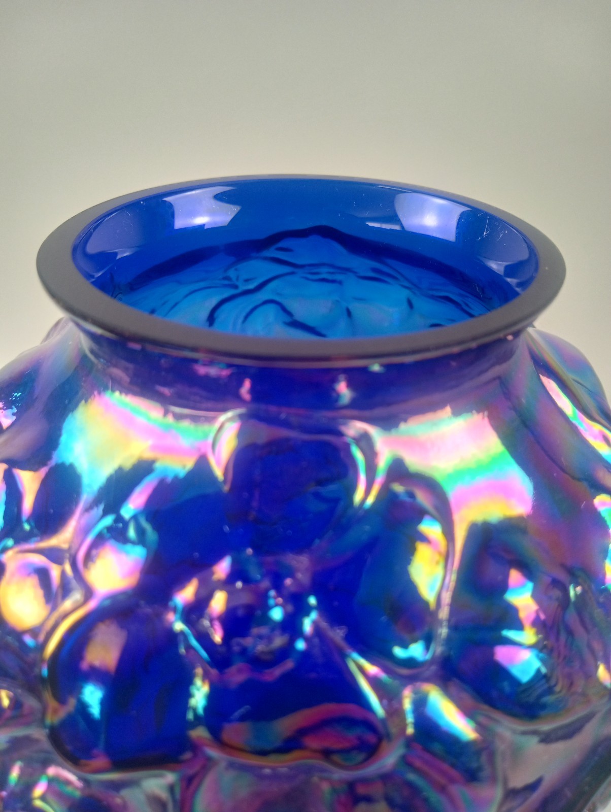 Vintage FENTON Carnival Glass Cobalt Blue Dogwood Irridescent 7″ Vase