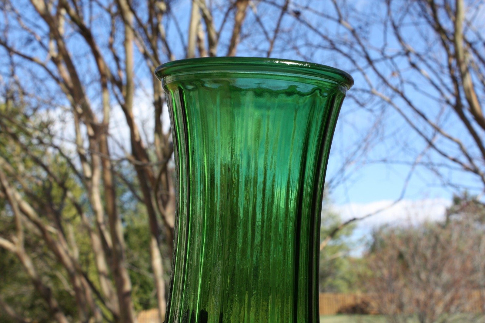 Hoosier Emerald Green #4089-A Diamond Point Ribbed Vintage 9 5/8 Inch Vase