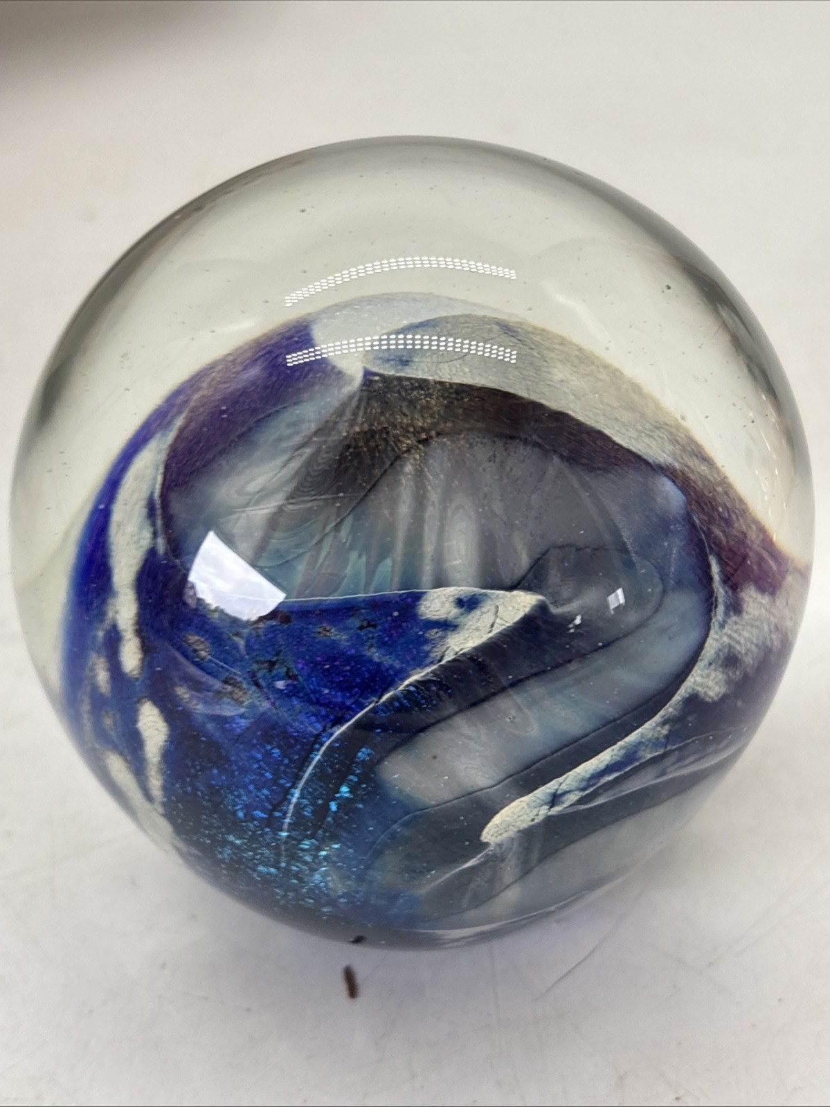 Vintage Robert Eickholt Signed “ocean Sea” 1982 Hand Blown Glass Paperweight Blu