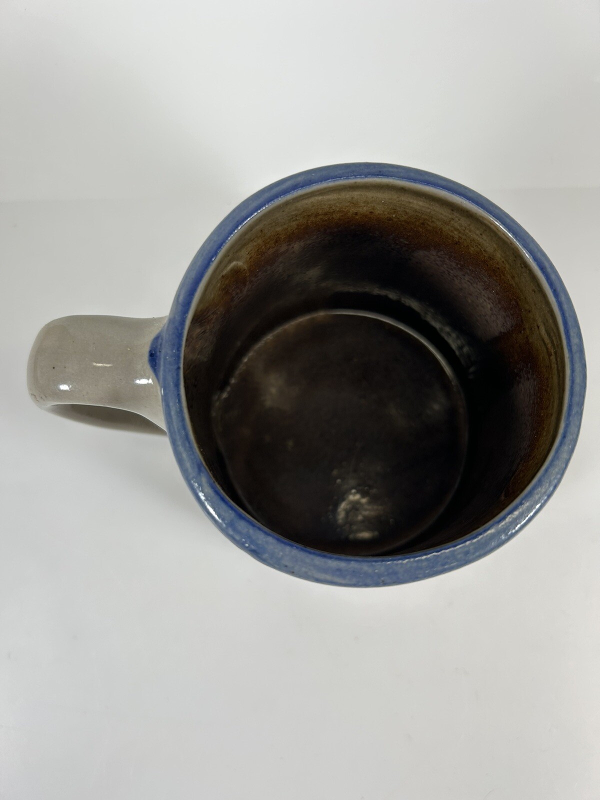 BBP Beaumont Brothers Pottery Stoneware 8 Oz Mug w/ Raised Blue Heart 1998 3.5”