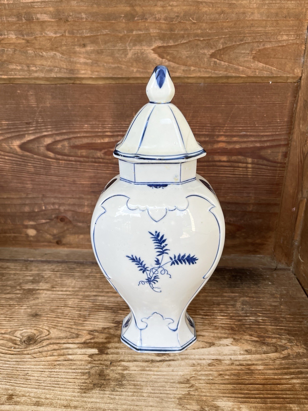 DELFT BLUE & WHITE LIDDED VASE GINGER JAR 12 INCHES WINDMILL HOLLAND