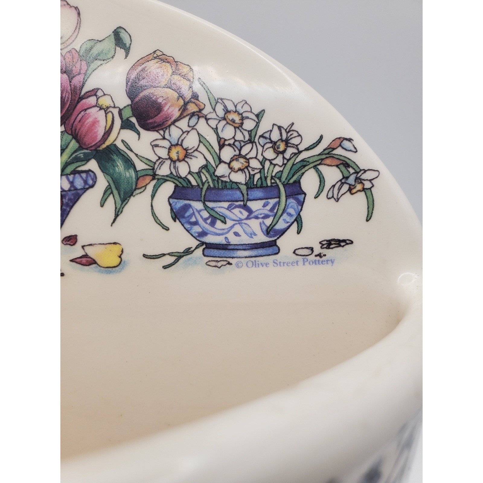 Vintage Olive Street Pottery Ceramic Wall Pocket Vase Planter – Topiary 11″