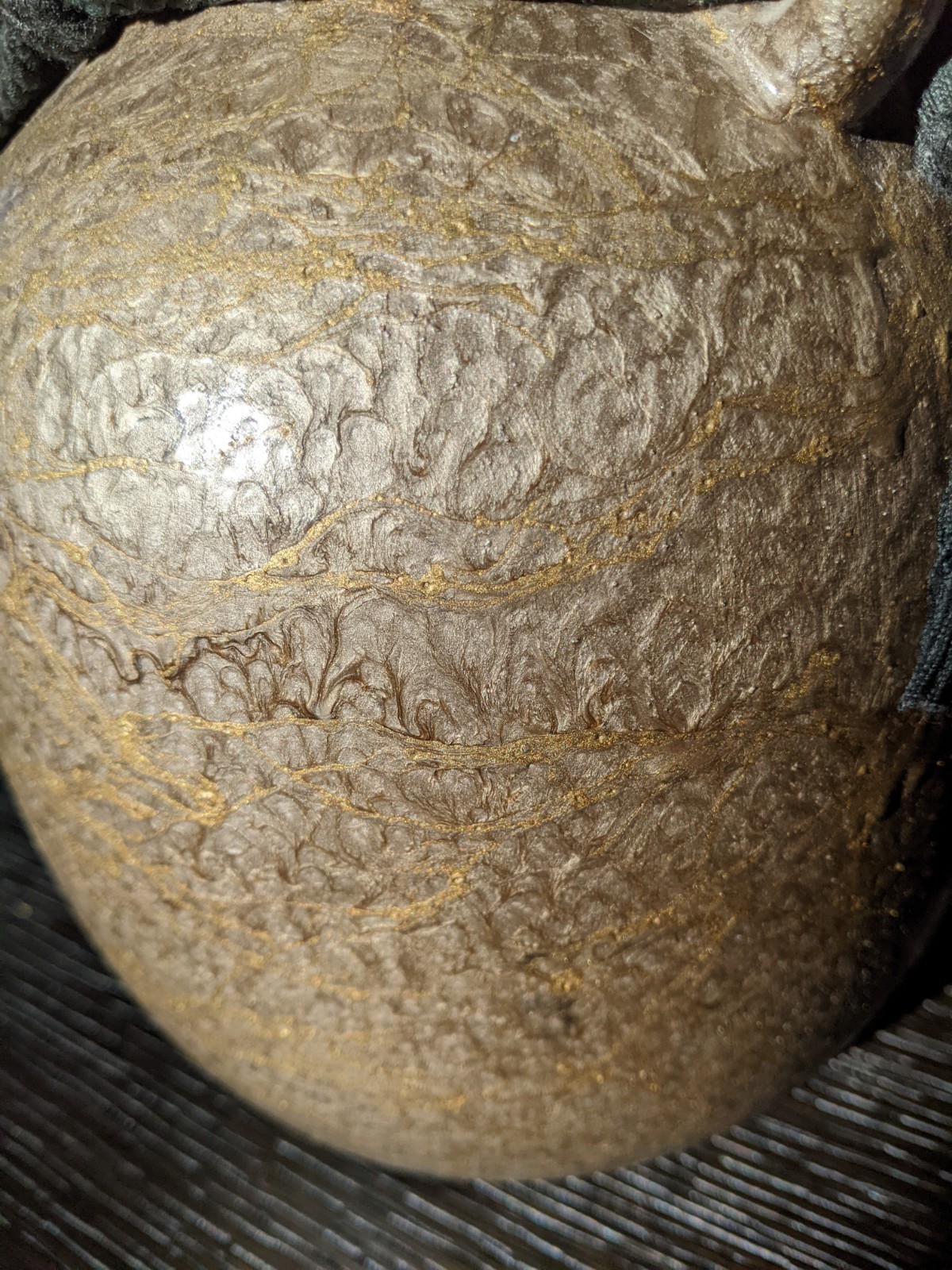 Tony Evans Raku Pottery Etruscan Vase Handles Textured Browns/Gold 8″Signed