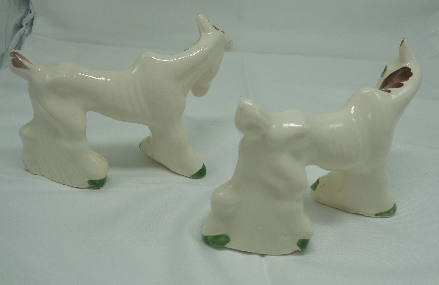 Rio Hondo Pottery pair white Horse figurines skinny comical