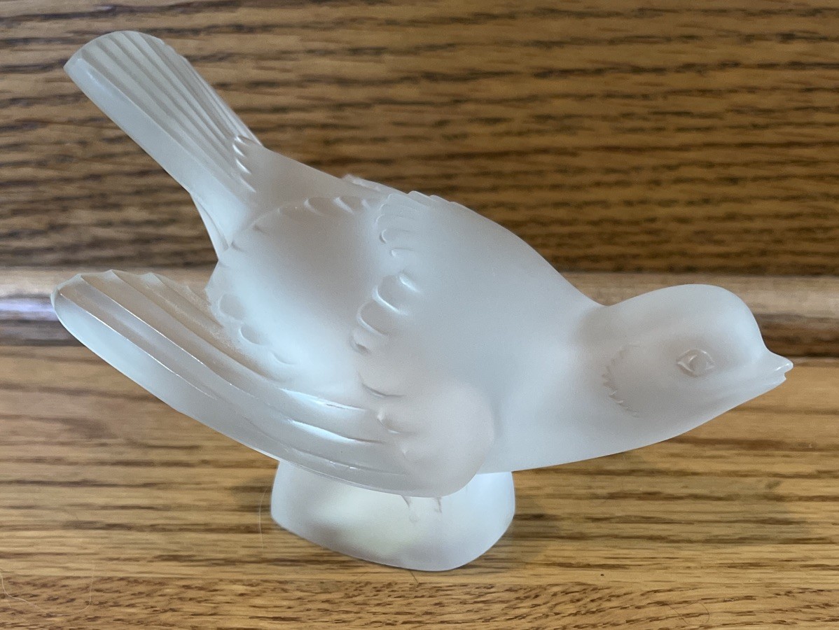 Lalique France Frosted Crystal Sparrow/Finch Bird Figurine Wings Out Vintage
