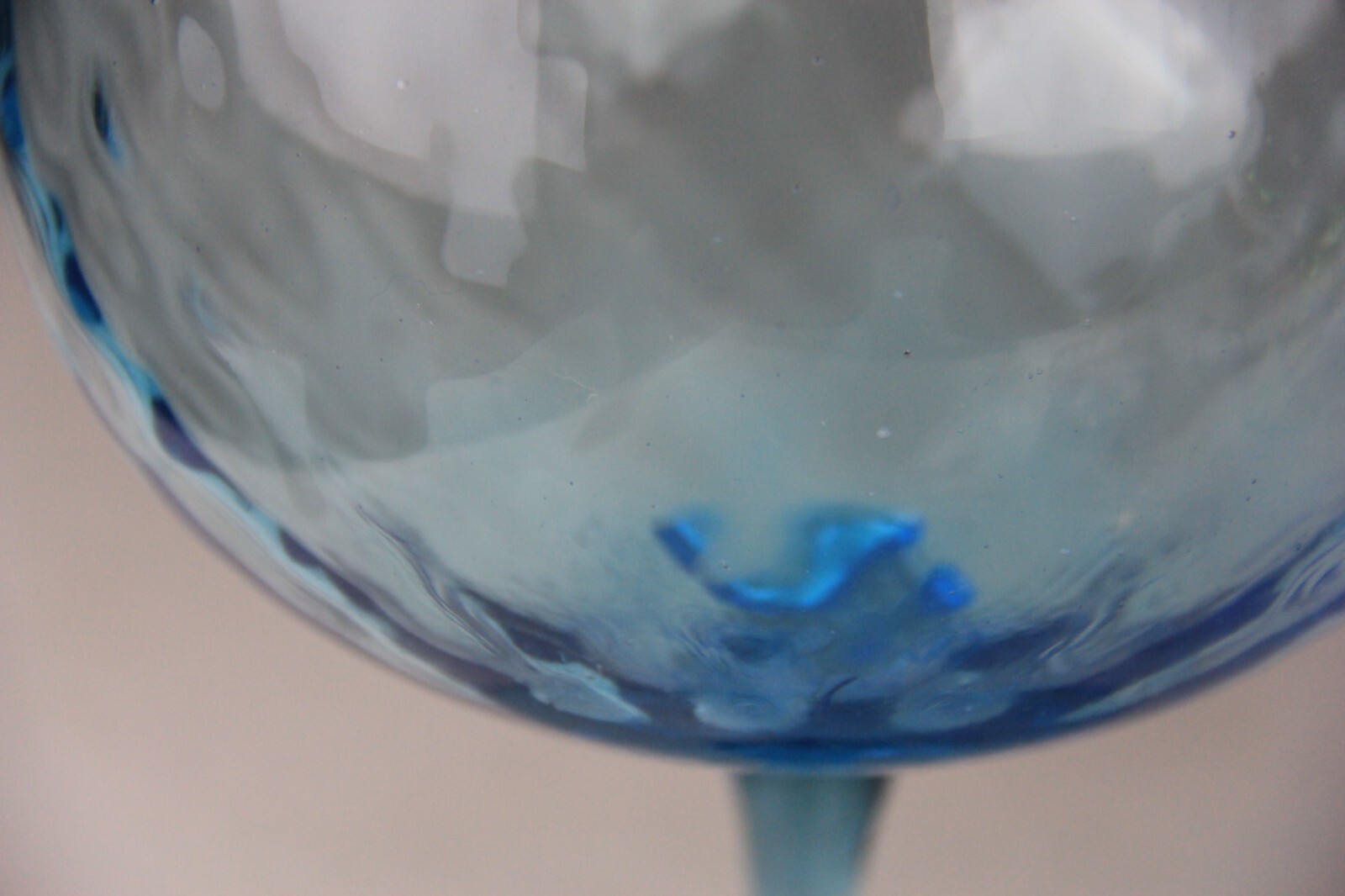 Mid Century Modern Italian Empoli Blue Optic Art Glass Vase