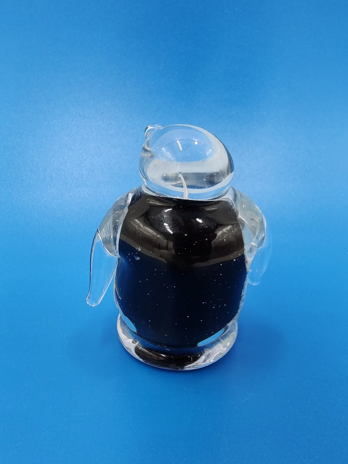 Hand Blown Glass Penguin Figurine Black & White Paperweight Vintage 2.25 x 2 in.