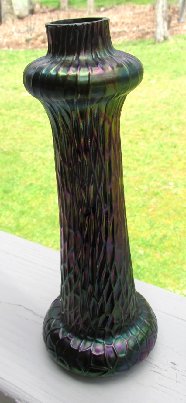 Antique 1900 Bohemian Czech Kralik Martele Iridescent 8.5″ Art Glass Vase HTF!