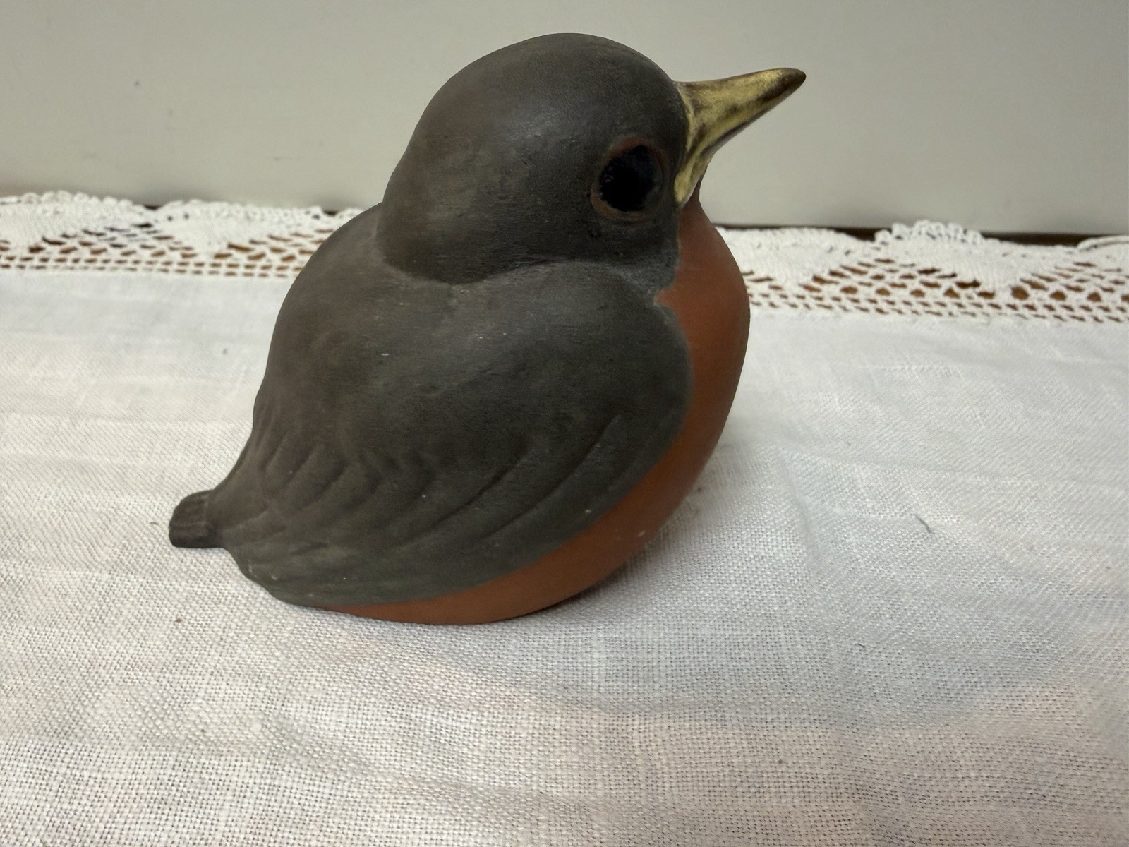 Small Vintage Chester Nicodemus Ferrostone Art Pottery Robin Figurines Signed