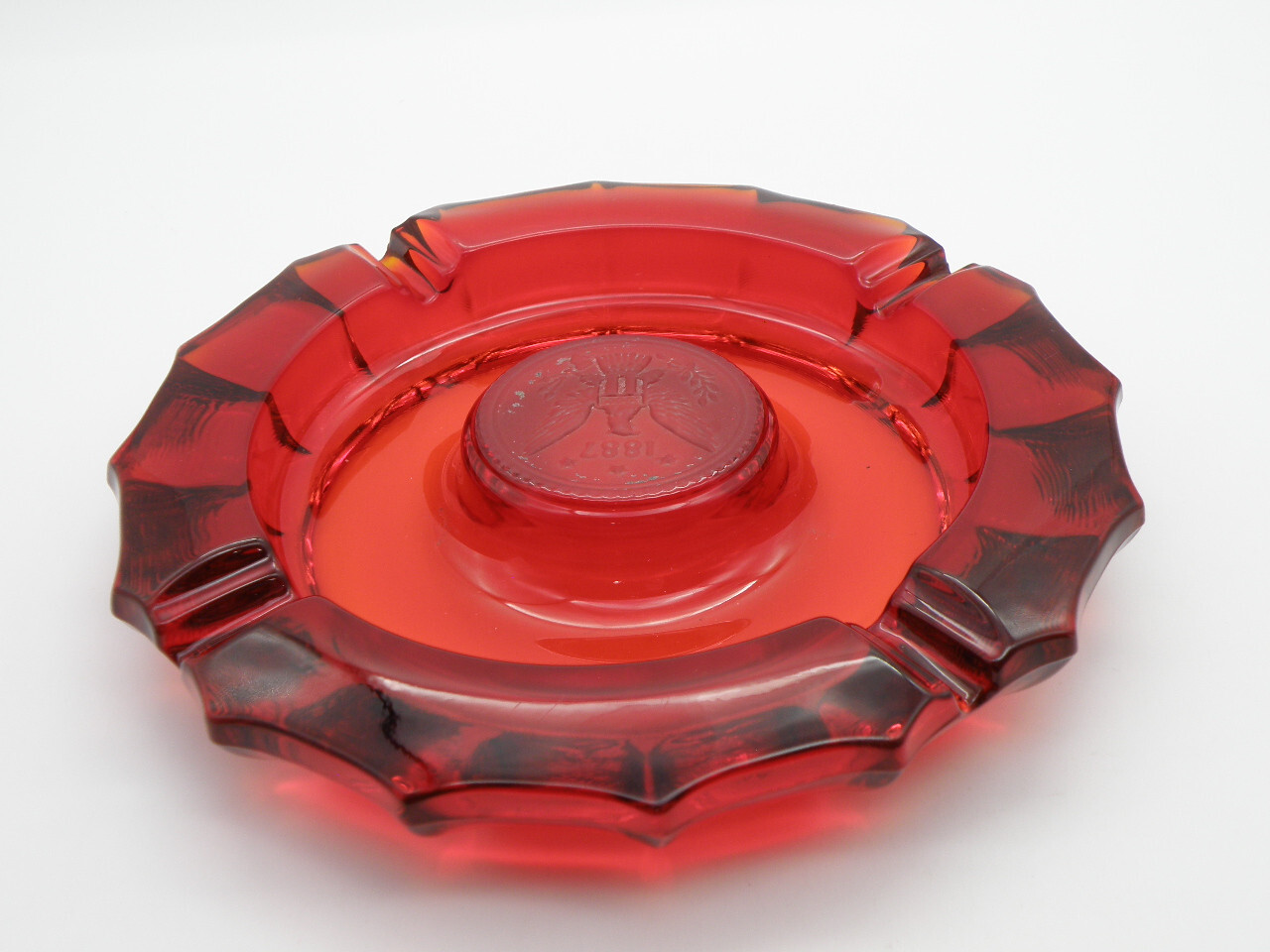 Vtg Ruby Red FOSTORIA American Eagle Coin 1887 Glass Cigar Cigarett Ashtray 7.5″