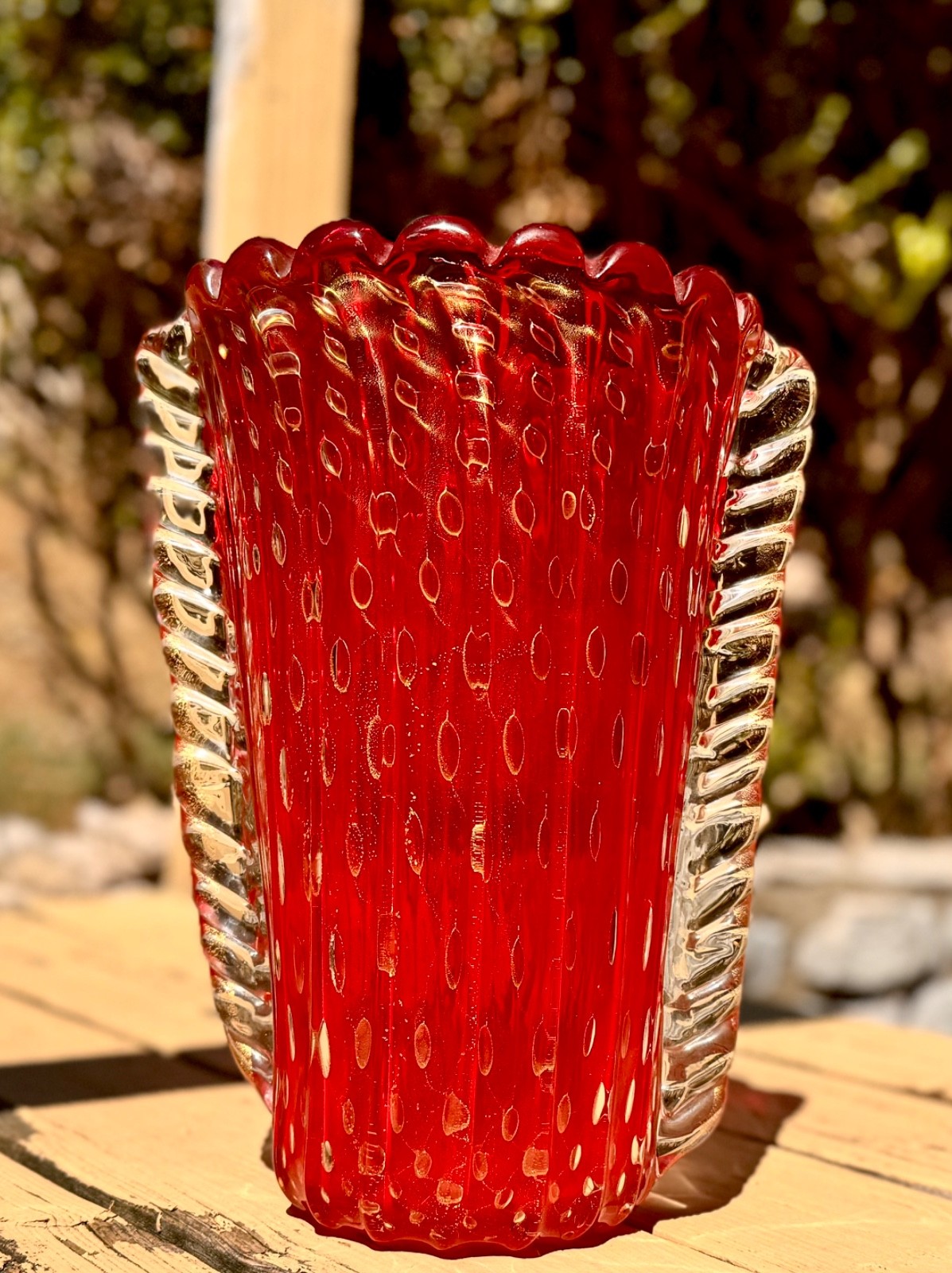 Barovier & Toso Murano Art Glass Vase Red Bullicante Gold Flecks 14″ Unsigned