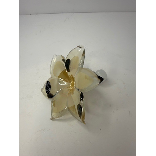 Murano Glass Lilly shaped flower curved stem paper weight White Italy Glass