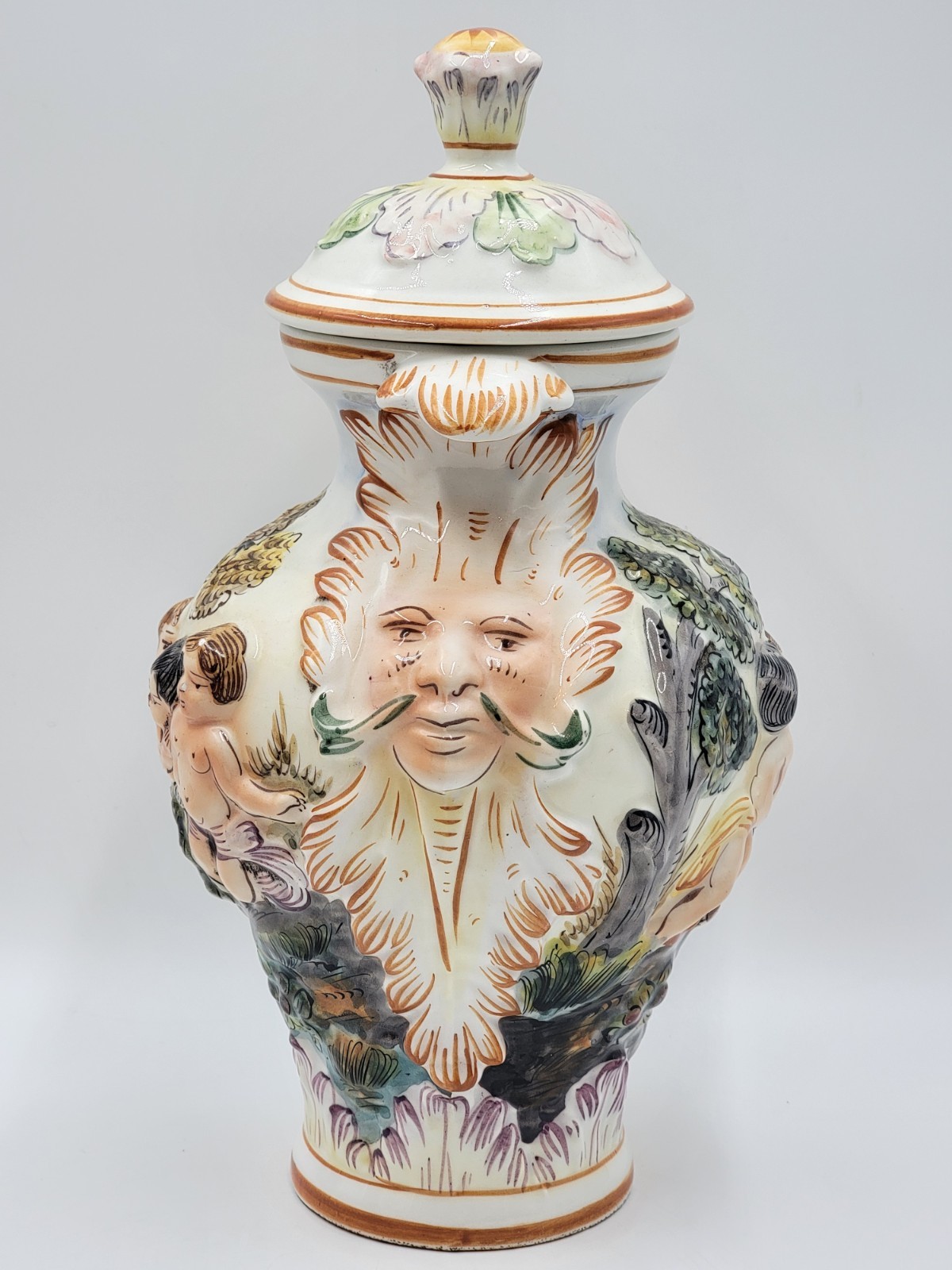 Vintage Set Of 2 Capodimonte Italy Porcelain Cherrubs Handpainted Lidded Urns.