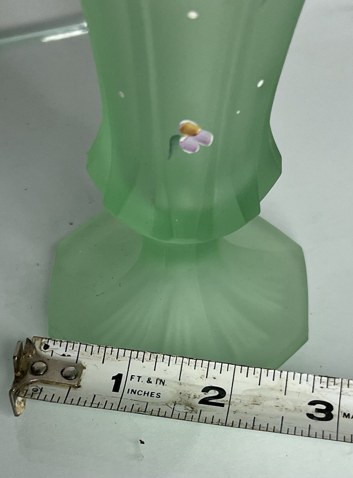 Fenton Dotted Swiss Willow Green Opalescent Satin Vase W/Sticker 2003 6”