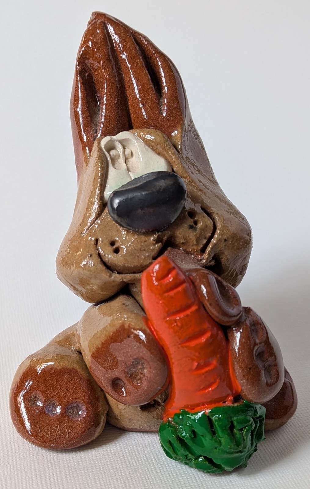 Vintage Nancy Hicks Folk Art Pottery Rabbit With Carrot Figure Asheville, NC
