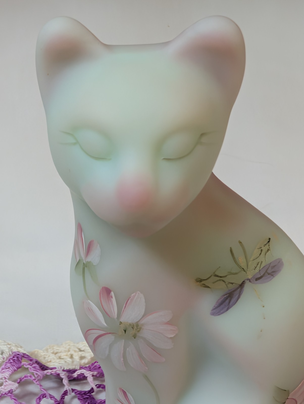Vintage 2001 Fenton Lotus Mist Burmese 5″Cat Limited Edition 1502 of 4750 Signed