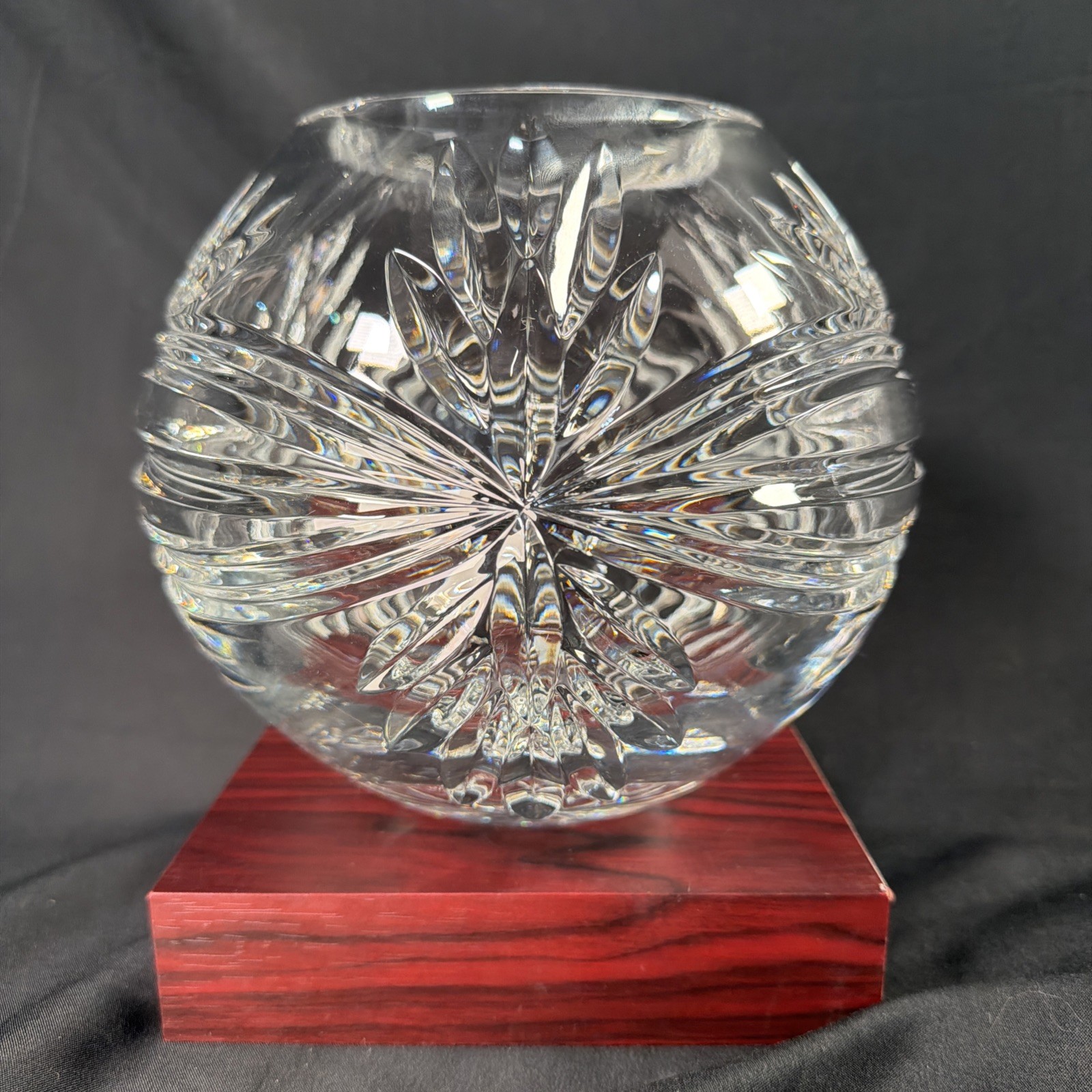 Heavy Cut Crystal Bowl Starburst Base 7.5″ Thick Rim 4lb 14oz