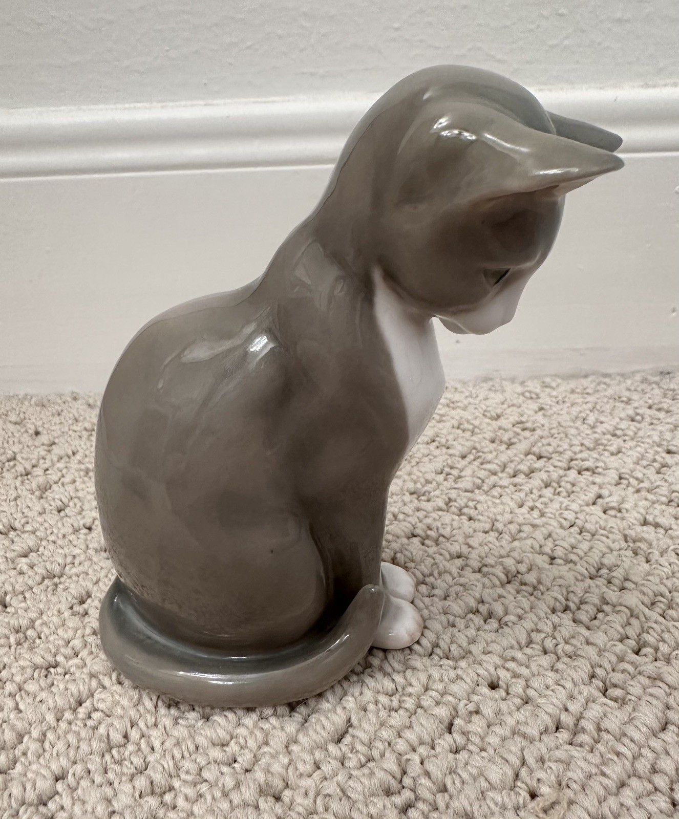 Lot of 3 porcelain cat figurines- Herend & Bing & Grøndahl blue & white antique
